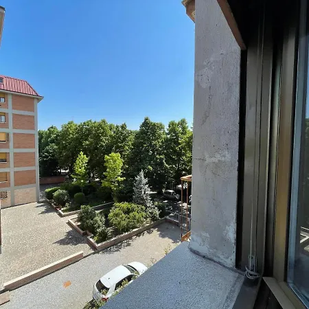 At Epica Panzió *